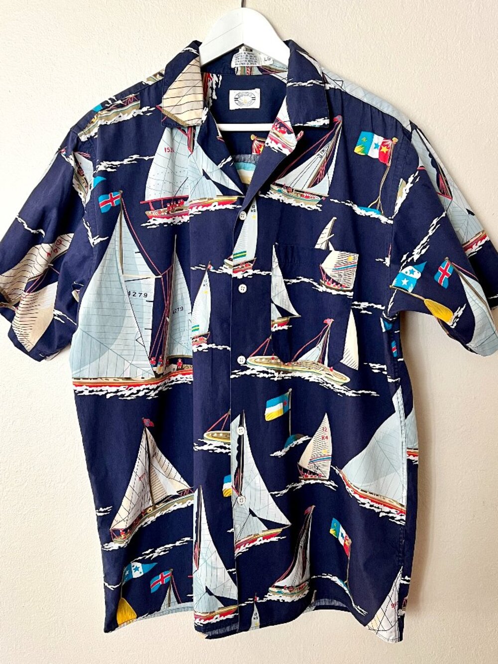 Vintage 90s Nautica Competition Regatta AOP Cotton Short Sleeve Button Up Large